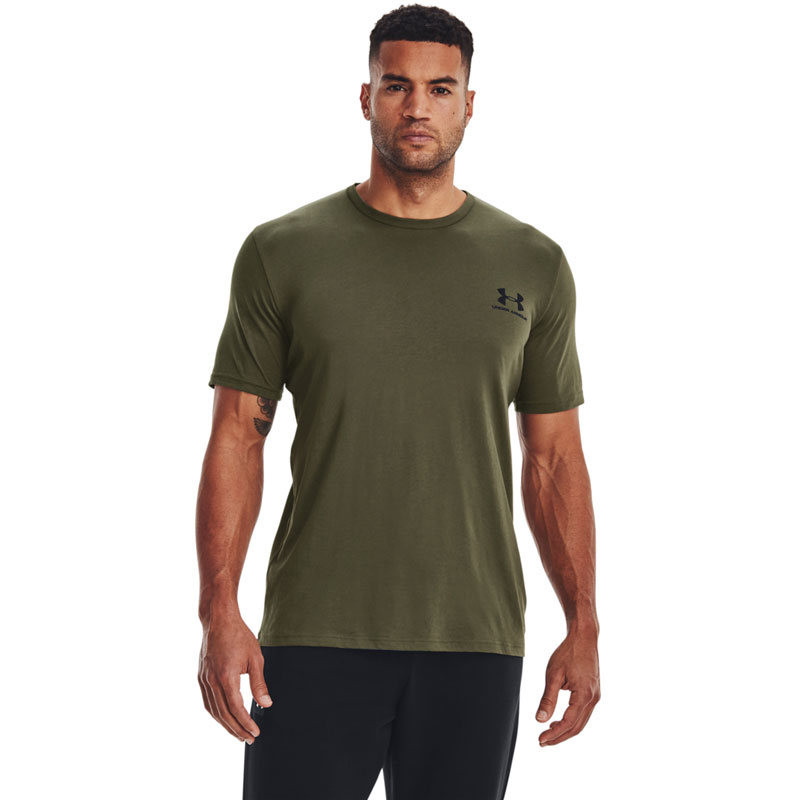 Under Armour Sportstyle Left Chest (1326799-390)ΑΝΔΡΙΚΟ T-SHIRT ΧΑΚΙ