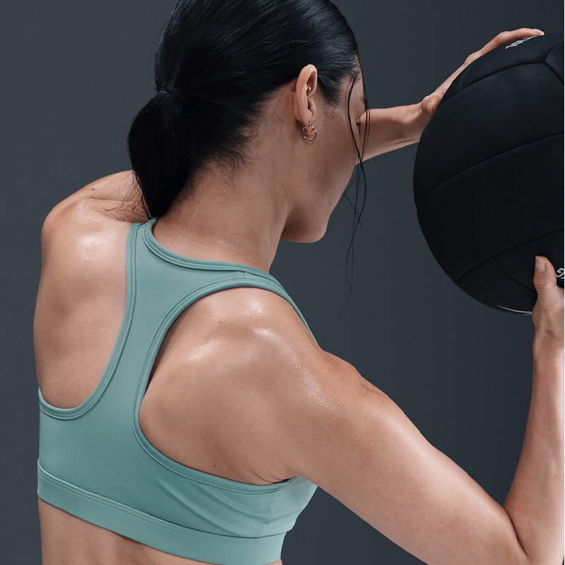 Nike Swoosh Medium Support Women