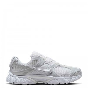 Nike V5 RNR WMNS (HQ7901-101)Γυναικεία παπούτσια Λευκό/Μαύρο/Metallic Silver/Λευκό
