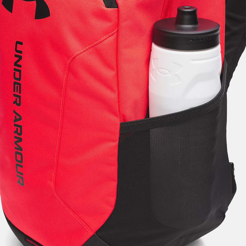 Under Armour Hustle Lite Backpack (6000399-713)ΤΣΑΝΤΑ ΠΛΑΤΗΣ 26 ΛΙΤΡΑ Racer Red/Black Under Armour Hustle Lite Backpack (6000399-713)ΤΣΑΝΤΑ ΠΛΑΤΗΣ 26 ΛΙΤΡΑ Racer Red/Black