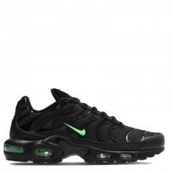 Nike Air Max Plus (DM0032-024)ΑΝΔΡΙΚΑ ΠΑΠΟΥΤΣΙΑ Black/Black/Green Strike