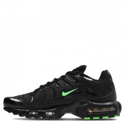 Nike Air Max Plus (DM0032-024)ΑΝΔΡΙΚΑ ΠΑΠΟΥΤΣΙΑ Black/Black/Green Strike
