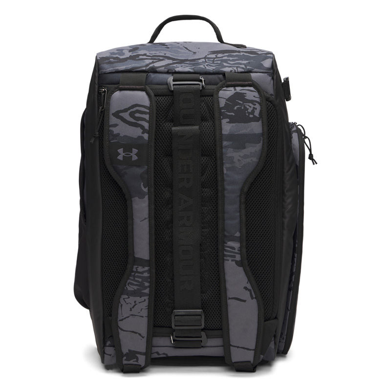 Under Armour Contain Duo Small Backpack 40L (1381920-003)ΤΣΑΝΤΑ ΠΛΑΤΗΣ Black/Black/Castlerock Under Armour Contain Duo Small Backpack 40L (1381920-003)ΤΣΑΝΤΑ ΠΛΑΤΗΣ Black/Black/Castlerock