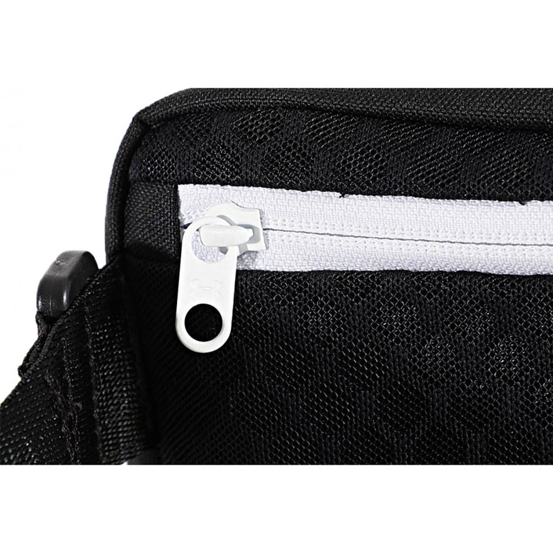 Under Armour Essential (1378418-001)Τσάντα Μέσης Μαύρη