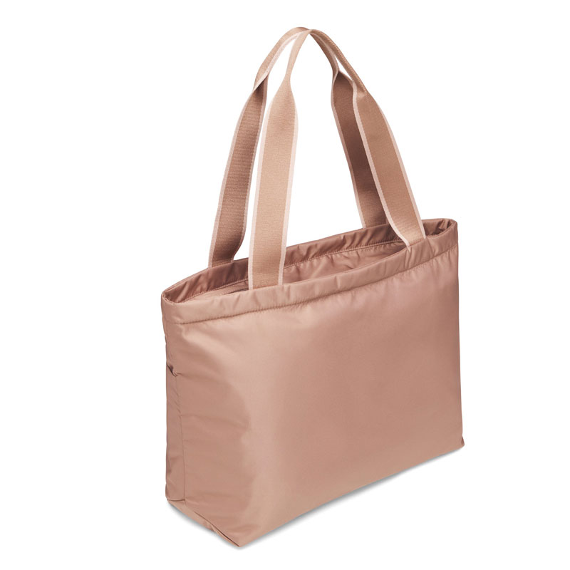 UNDER ARMOUR UA STUDIO LITE TOTE (1388920-201)ΓΥΝΑΙΚΕΙΑ ΤΣΑΝΤΑ 16 ΛΙΤΡΑ Deep Almond//Bashful Pink